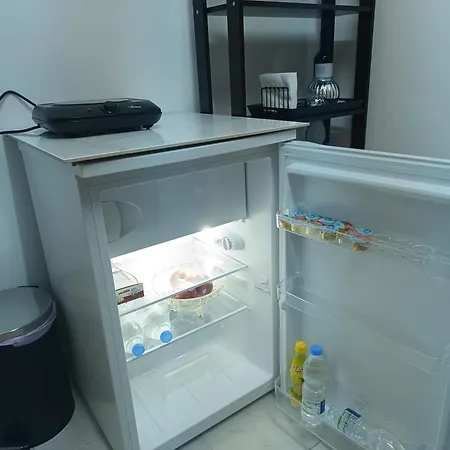 Sea-side Centre لارنكا