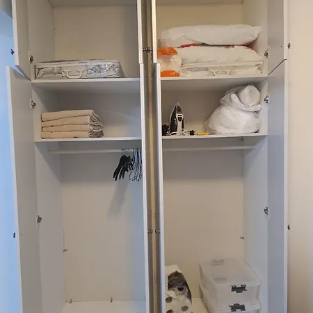 Sea-side Centre شقة لارنكا