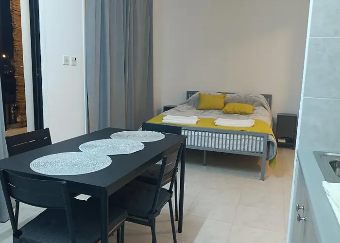 Sea-side Centre アパート *